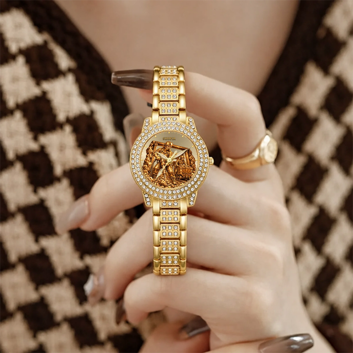 5 Custom women’s watch